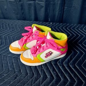 Children's shoes